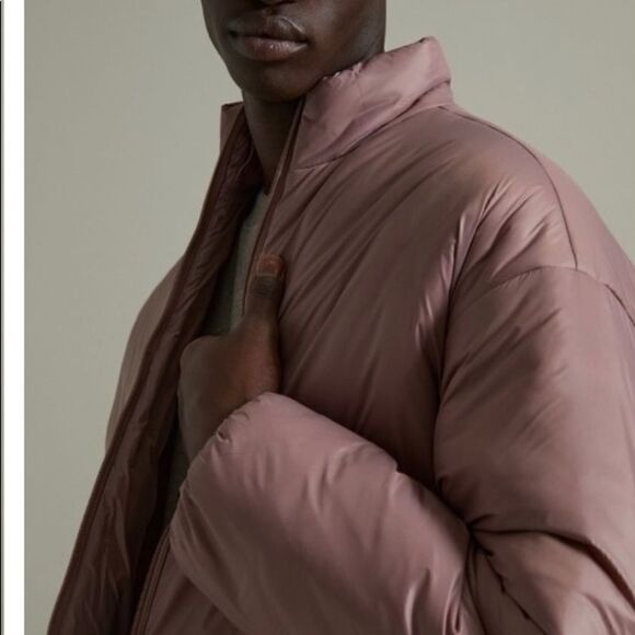 Standard Cloth Channeless puffer jacket - Picture 3 of 6